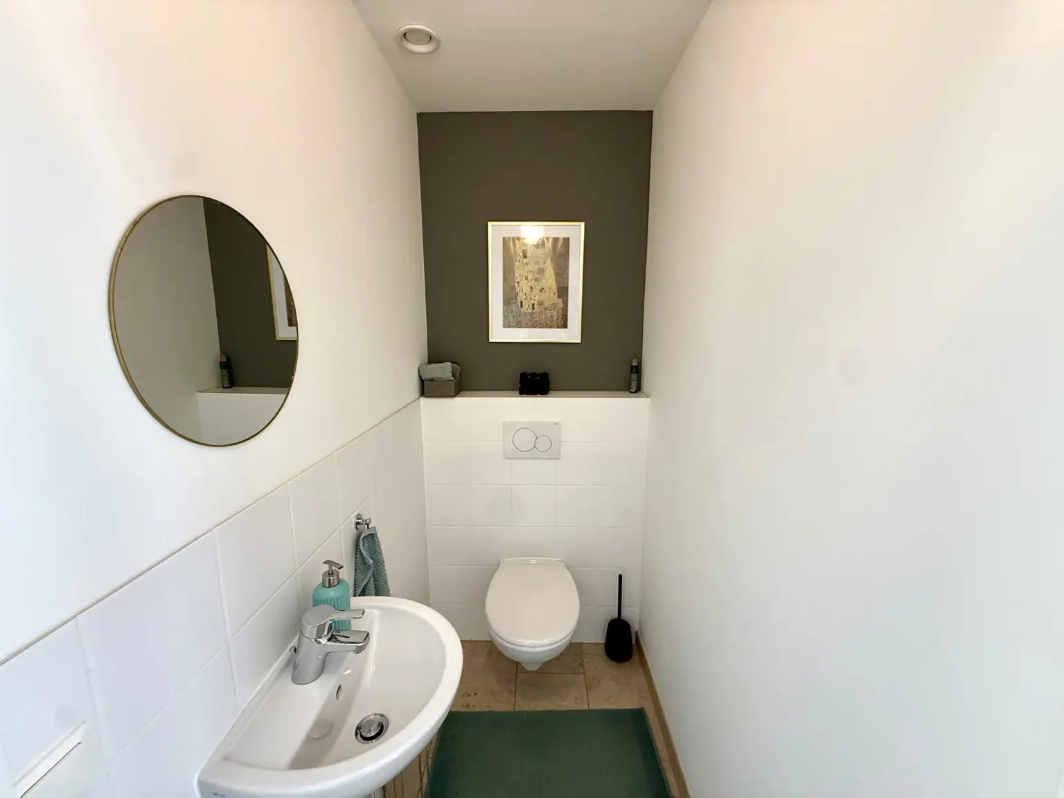 separate Toilette