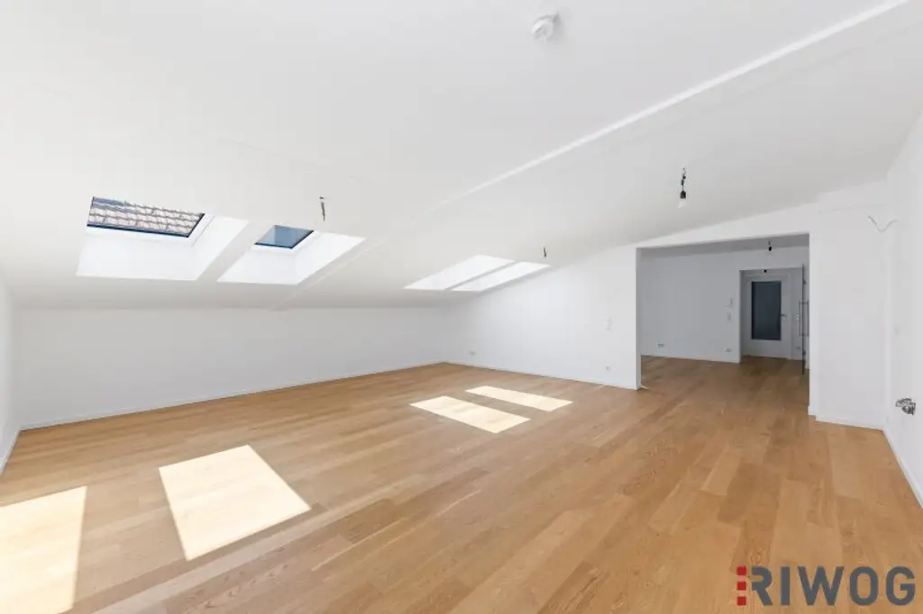 Loftähnliche Maisonette mit Terrasse, Dachgarten und Luxus-Ausstattung