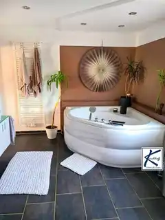 Eckbadewanne