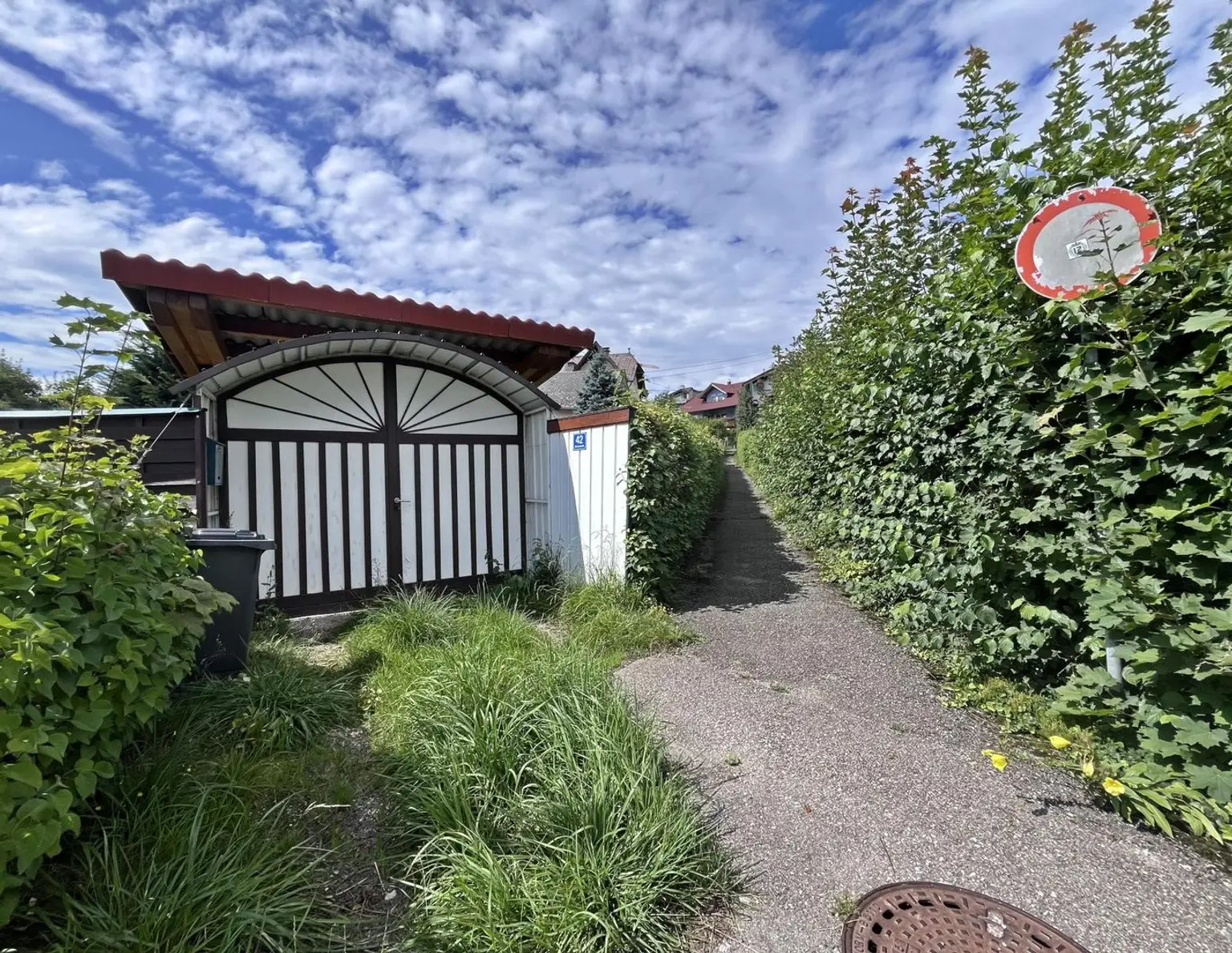 Einzigartiges Grundstück mit Altbestand in Seenähe