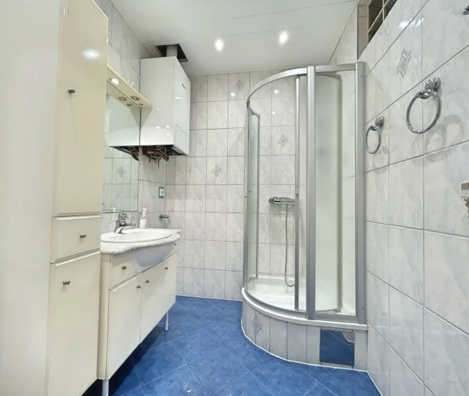 Ihr neues Zuhause in Wien für nur € 230.000,- – Gepflegte 2-Zimmer-Wohnung in 1120 WIEN!