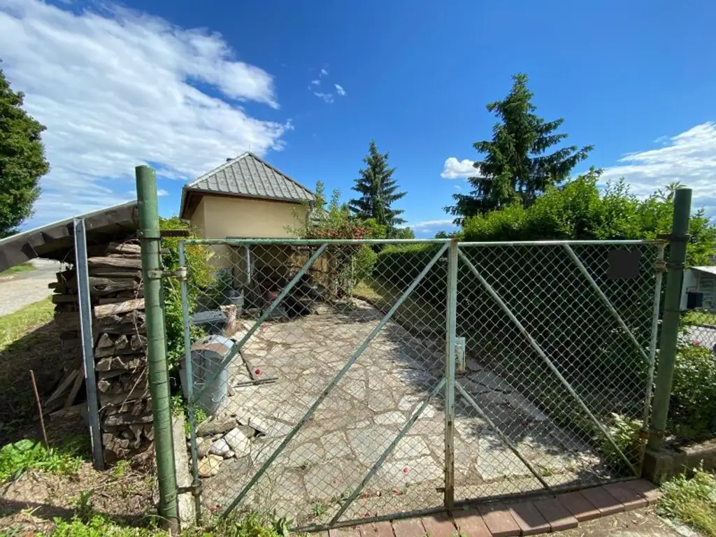 ***Ein schnuckeliges Haus mit überschaubarem Garten.***