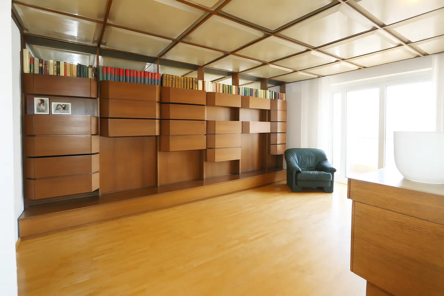 Perfekt geschnittene Dachgeschoss-Wohnung in attraktiver Lage nahe dem Krankenhaus und Bahnhof