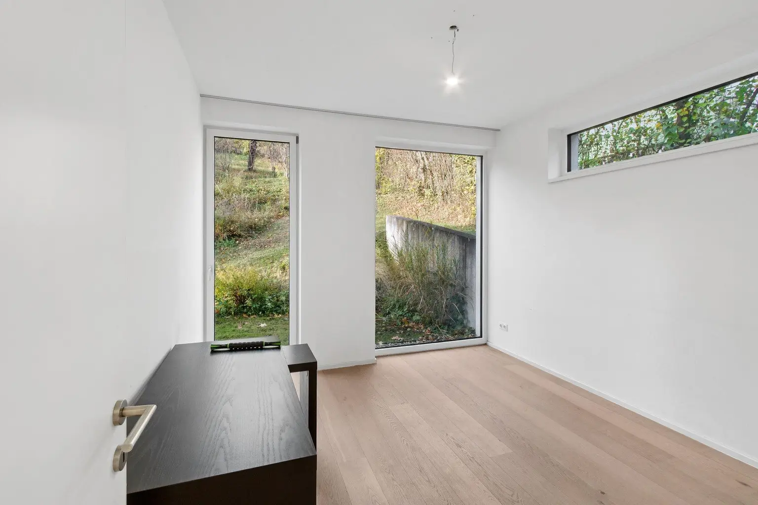 Exklusive Luxusvilla in absoluter Ruhelage mit Pool!