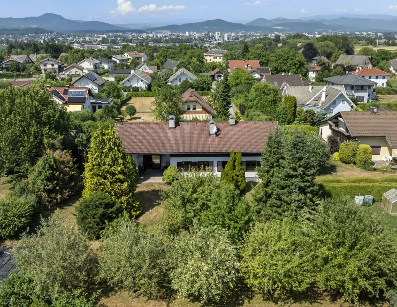 Klagenfurt: Liebevoller Bungalow - in ruhiger Wohngegend!
