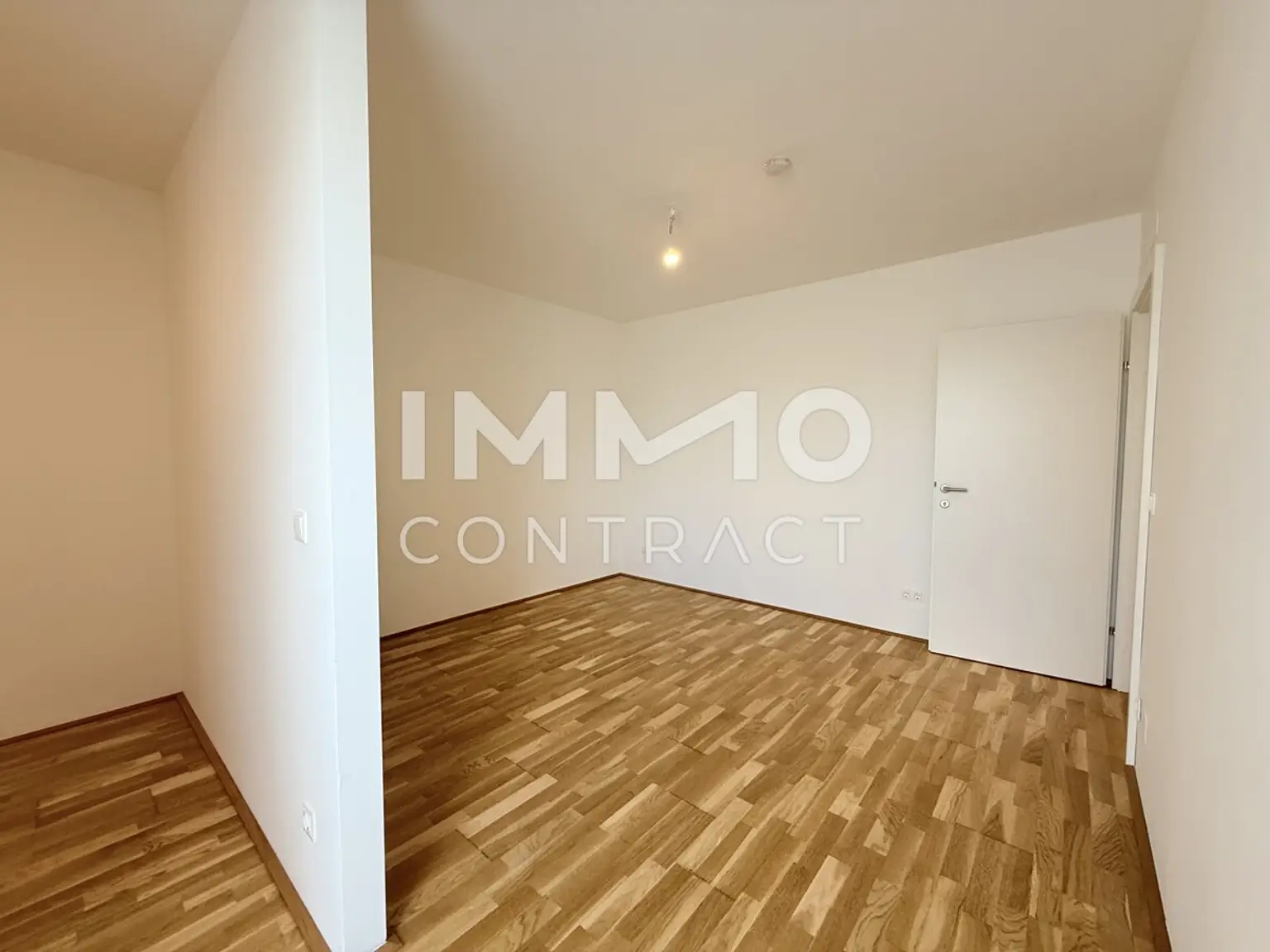 EDI N° 7 - Provisionsfreie 3 Zimmerwohnung mit großzügiger Freifläche