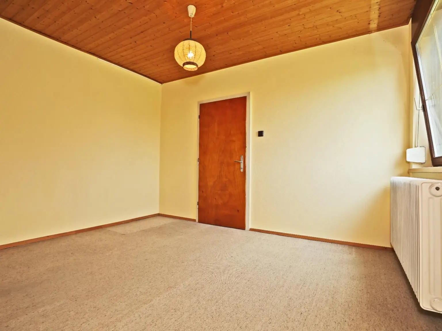 Haus auf Mietkaufvariante - Schönes ebenes Grundstück - 135m2 Wfl. - Vollkeller mit Garage - große Terrasse