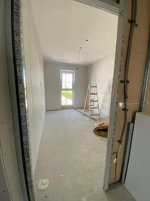 Moderne Doppelhaushälfte in Parndorf: Erstbezug mit Garten und Terrasse!