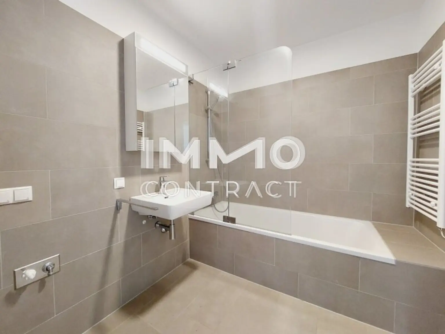 23a05006-e120-4bd8-99dd-f530b71706e7