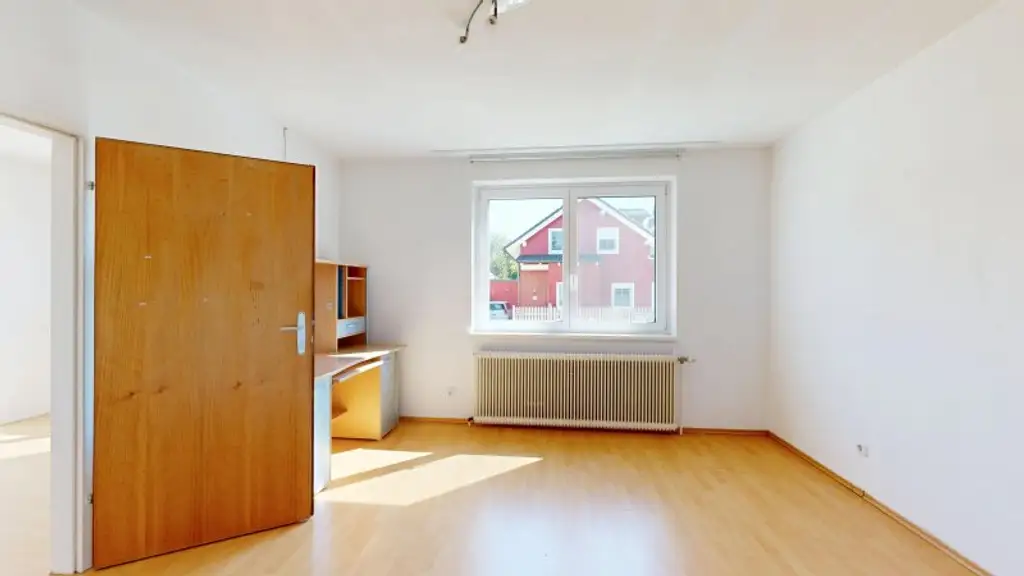 Hinreißender Bungalow mit großem Garten und Entwicklungspotential | 3 Zimmer | Terrasse
