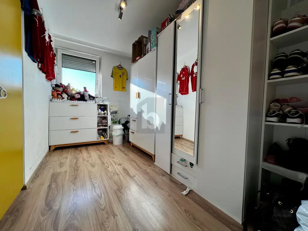 PRAKTISCH MIT BALKON IN BELIEBTER LAGE