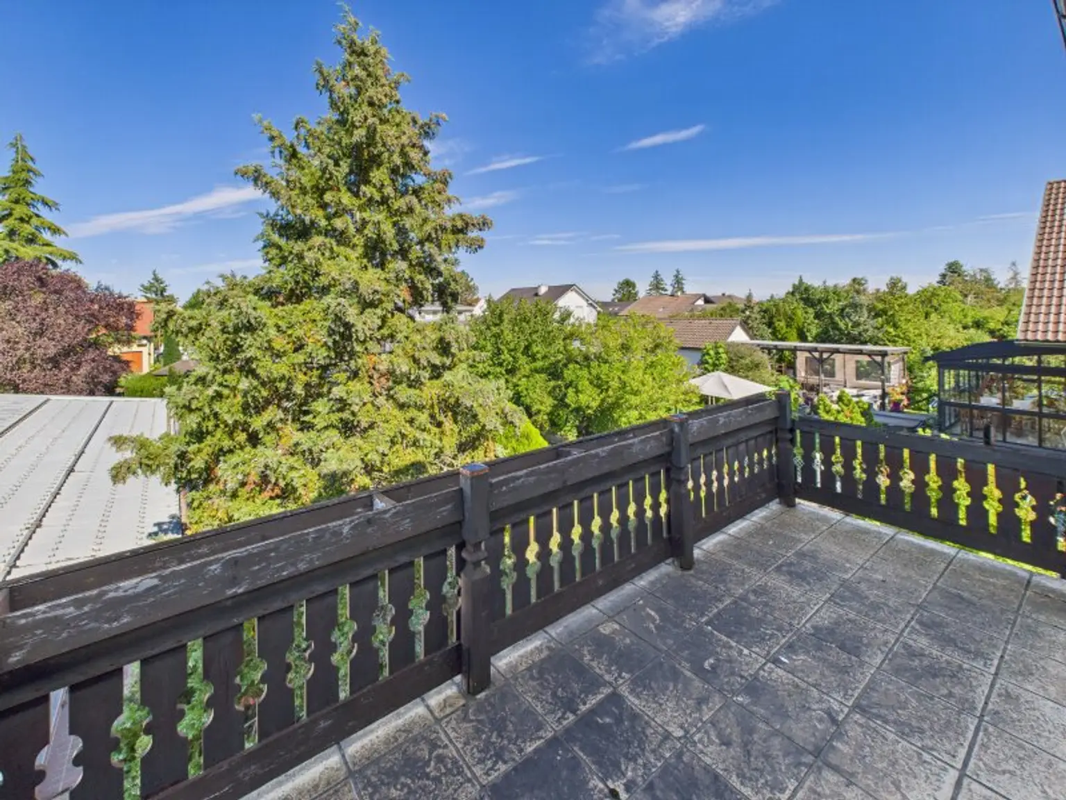 6-Zimmer Einfamilienhaus in Strasshof an der Nordbahn | 810 m² großes Grundstück mit Pool