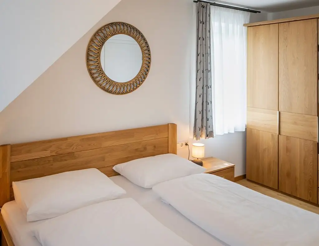 Vollmöbliertes Ferienapartment in Hohentauern! Ideal als Zweitwohnsitz oder Renditeobjekt zur touristischen Vermietung. 75 m² Wohnfläche, Balkon mit Bergblick, moderne Ausstattung - Erholung & Investment in den steirisc…