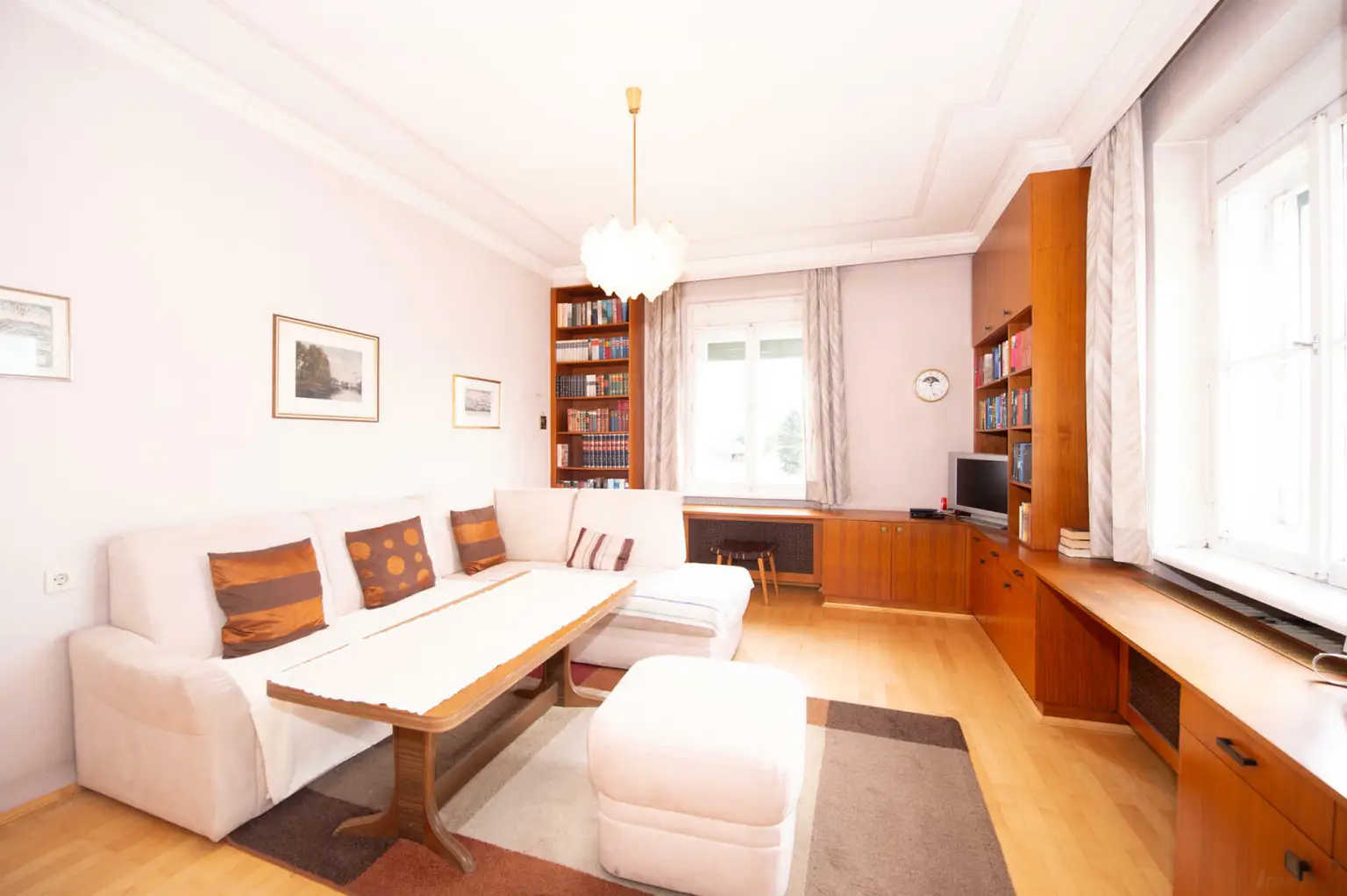 Ein Anwesen voller Möglichkeiten – großzügiges Haus mit Traumgrundstück