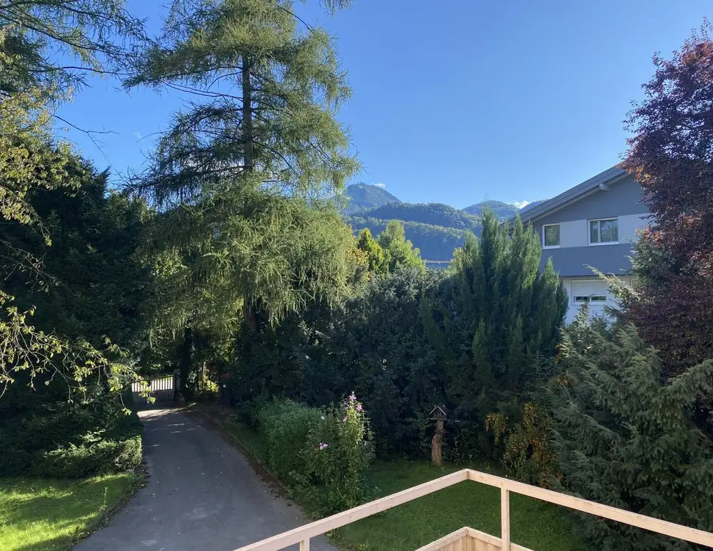 EINZIGARTIGES GRUNDSTÜCK MIT PARKÄHNLICHEM CHARAKTER!