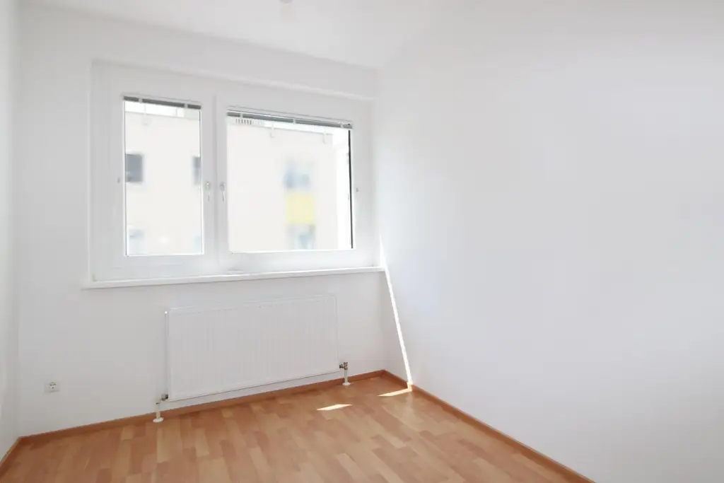 Ansprechende 4 Zimmer Wohnung mit perfekter Aufteilung