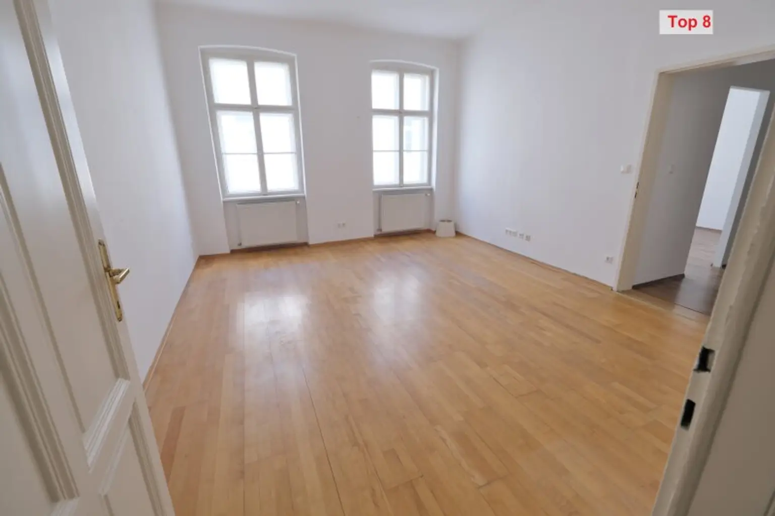 Drei UNBEFRISTETE 2 Zimmer-Wohnungen mit KFZ-Stellplatz im Haus