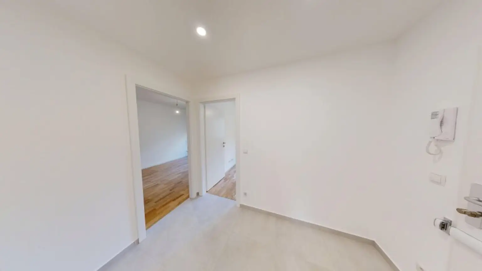 Einziehen und genießen: Erstbezug nach Kernsanierung 4-Zimmer-Wohnung im 19. Bezirk nahe Obkirchergasse