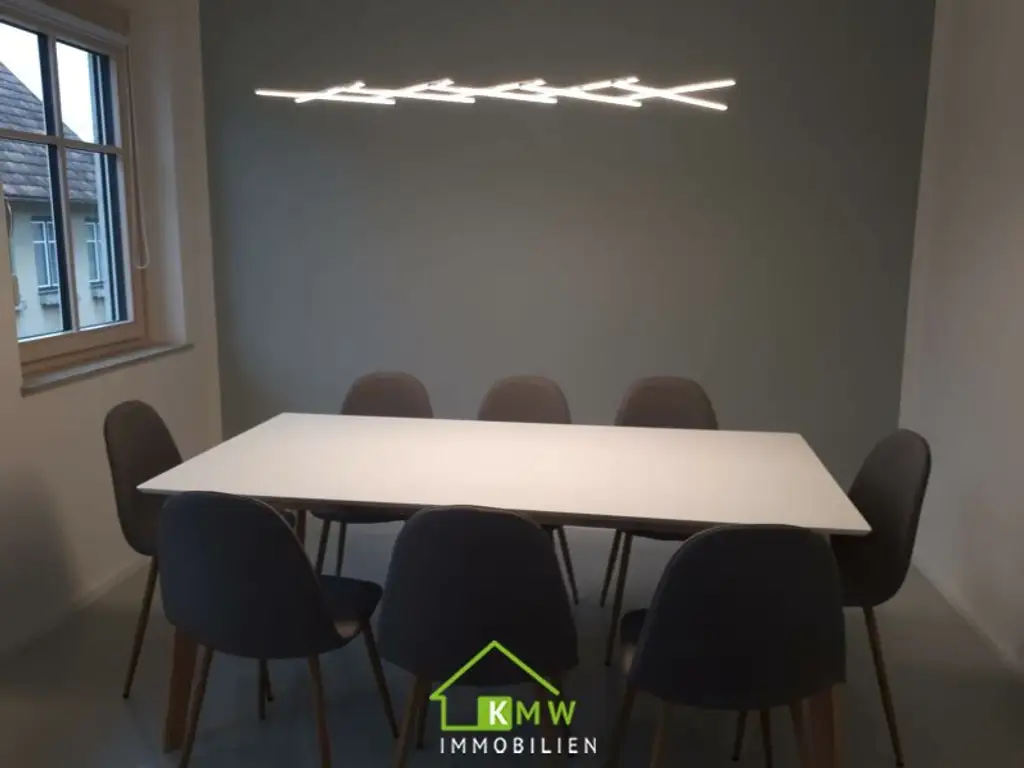 TOP-5-Zimmer-Wohnung in zentraler Ruhelage