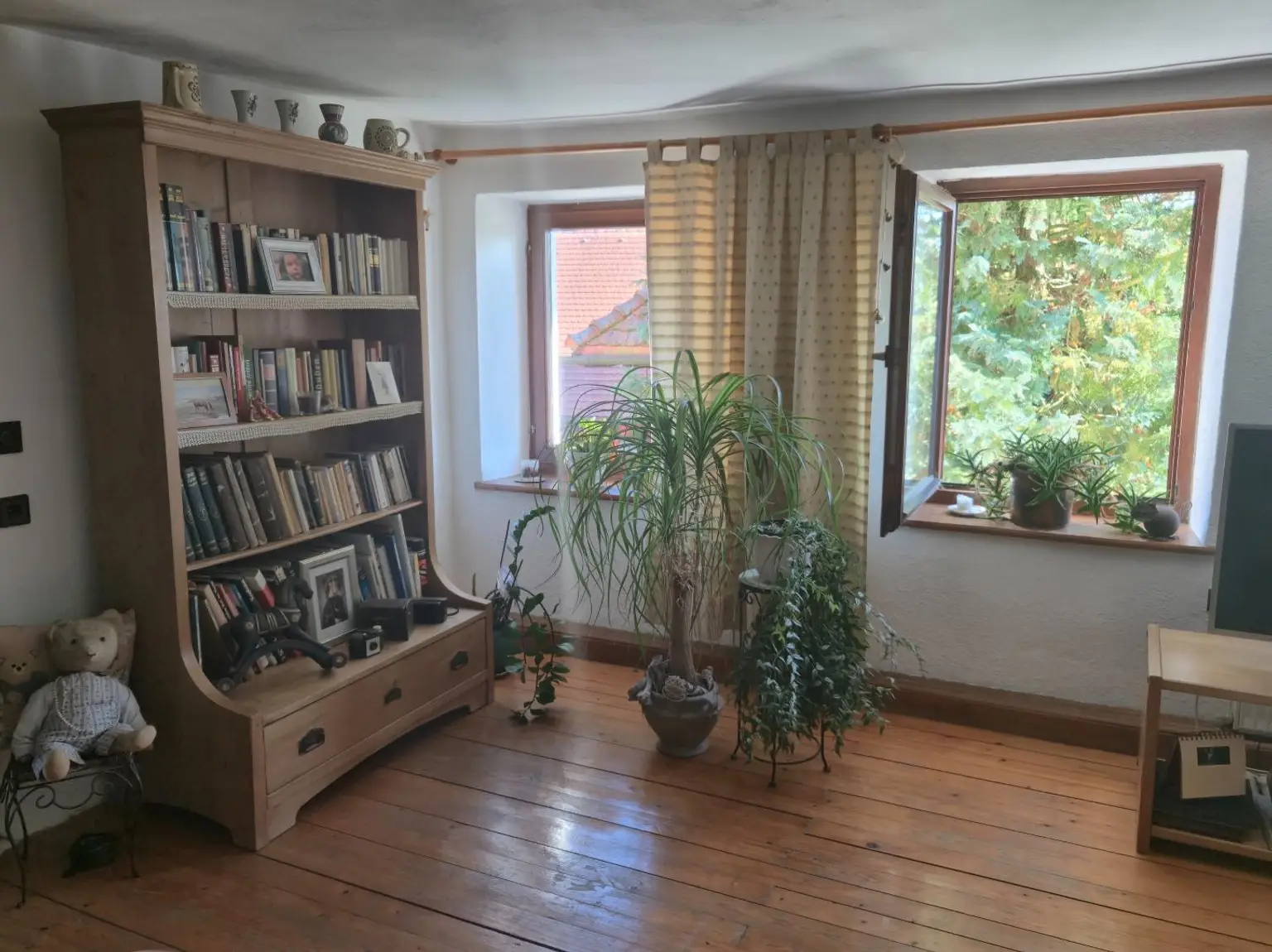 Wunderschöner Dreikanthof in Ruhelage mit Reithalle