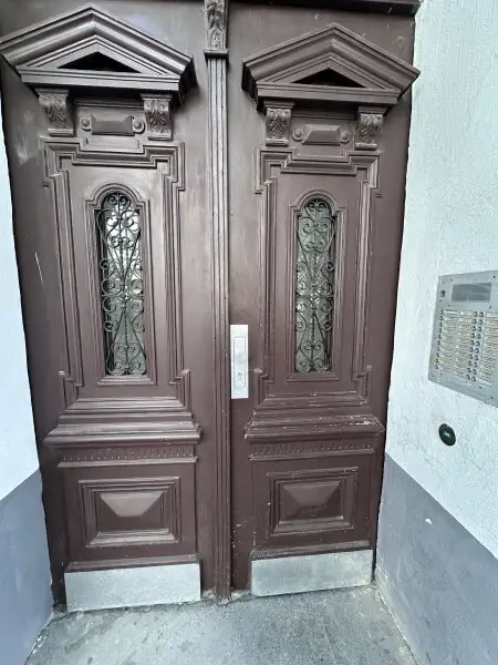 1-Zimmer Wohnung in einem modernisierten Altbauhaus