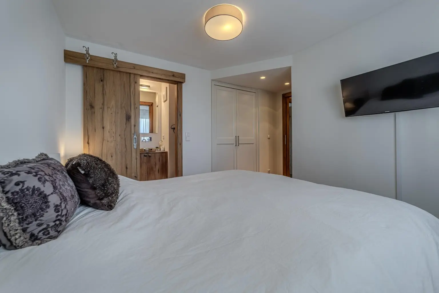 Schlafzimmer mit Bad en suite