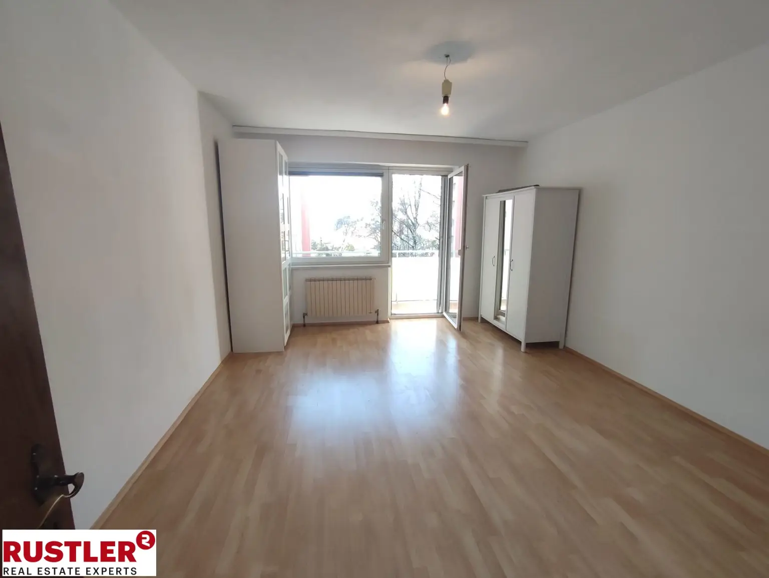 Schlafzimmer (2)