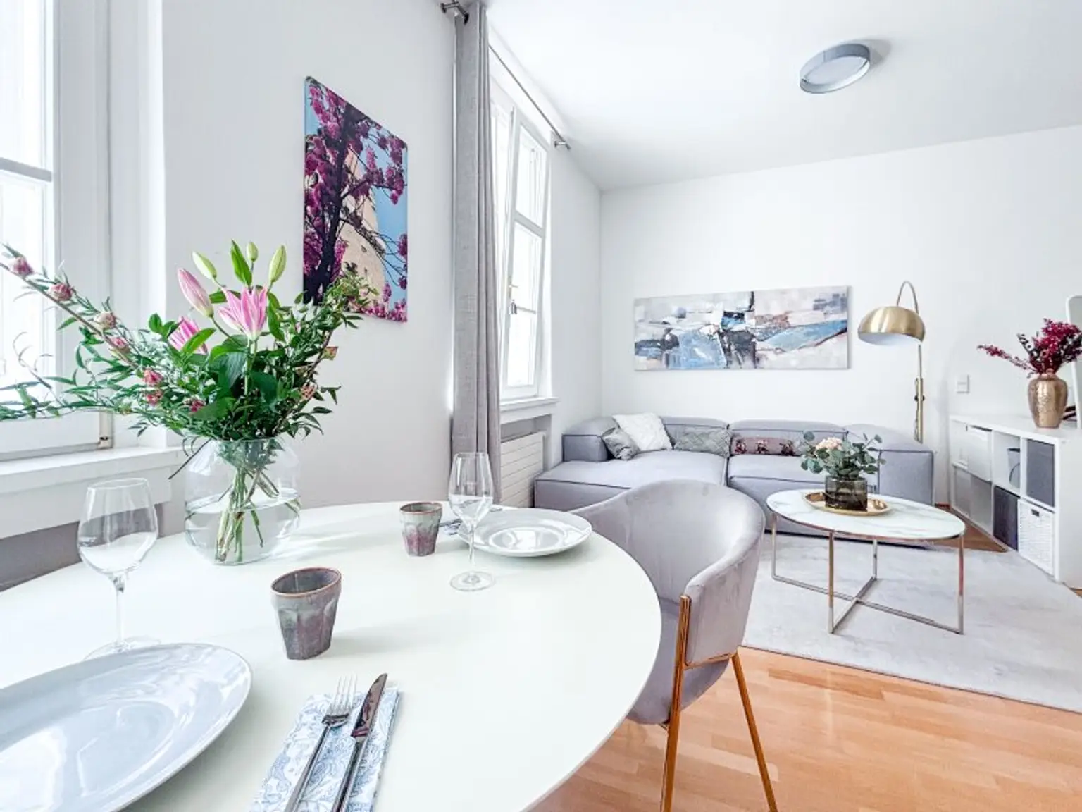 Komplett möblierte, helle Stadtwohnung – Ihr neues Zuhause am Stephansplatz/Graben!