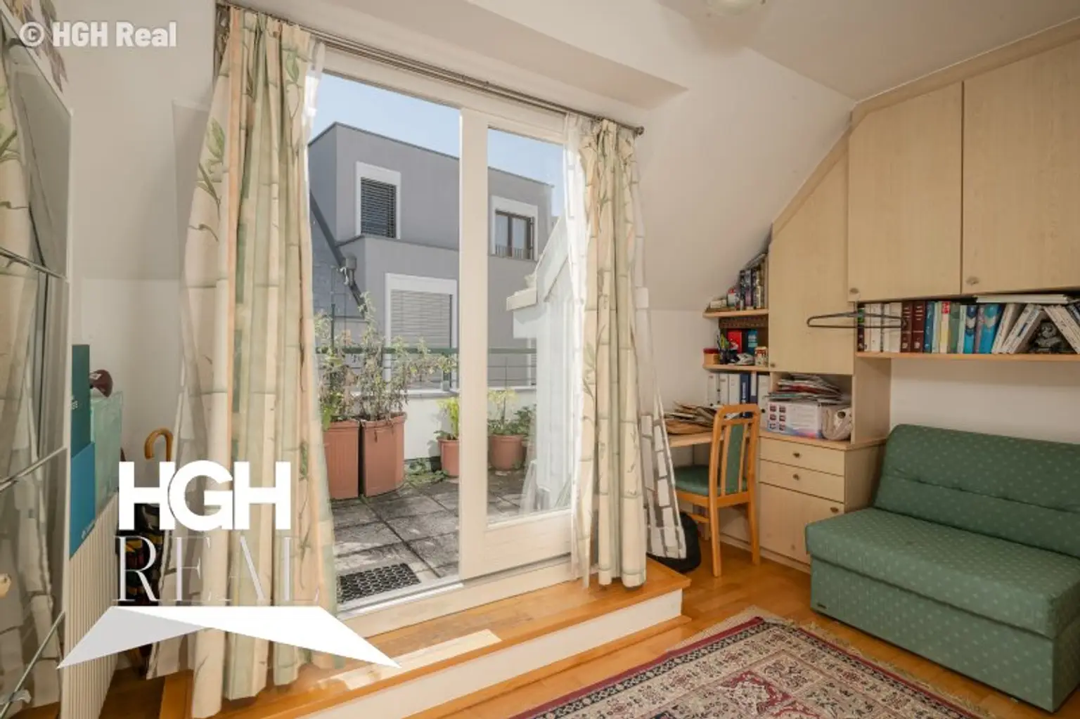 1190 Wien Döbling Lichtdurchflutete 5-Zimmer Dachgeschoß-Maisonette mit Panoramaterrassen und zwei Garagenplätzen