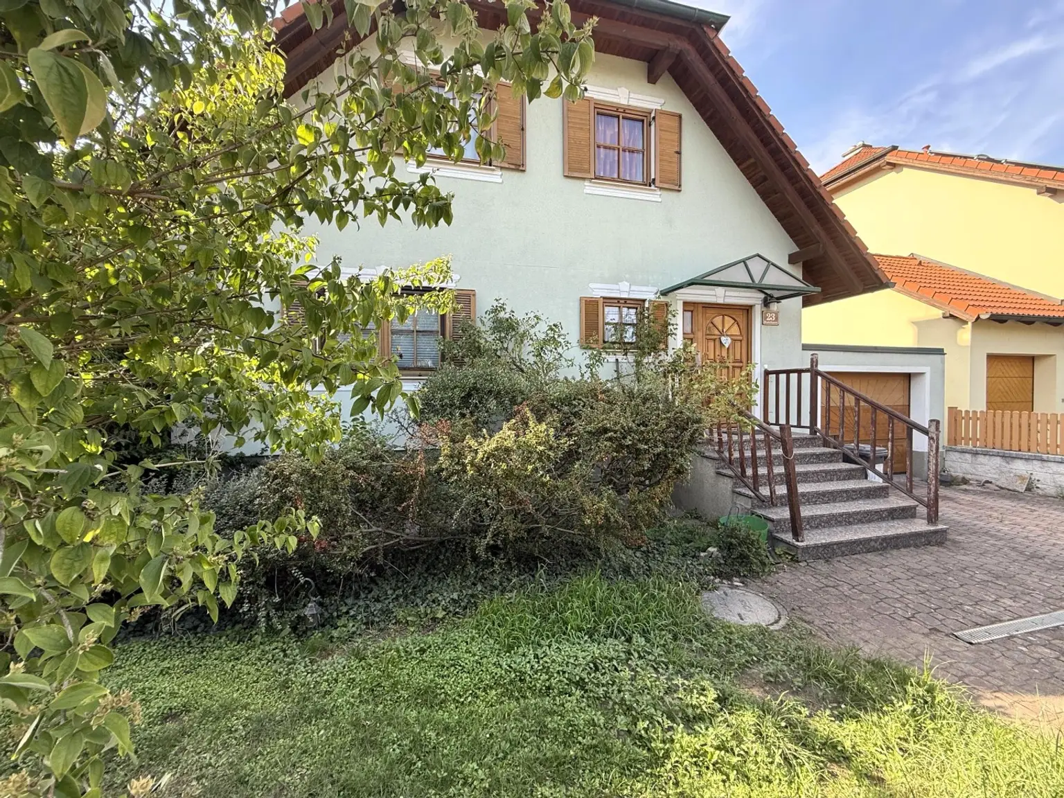 Ein kleines Stück Himmel auf Erden, Einfamilienhaus mit traumhaft schönem Garten // A little piece of heaven on Earth, detached house with beautif //