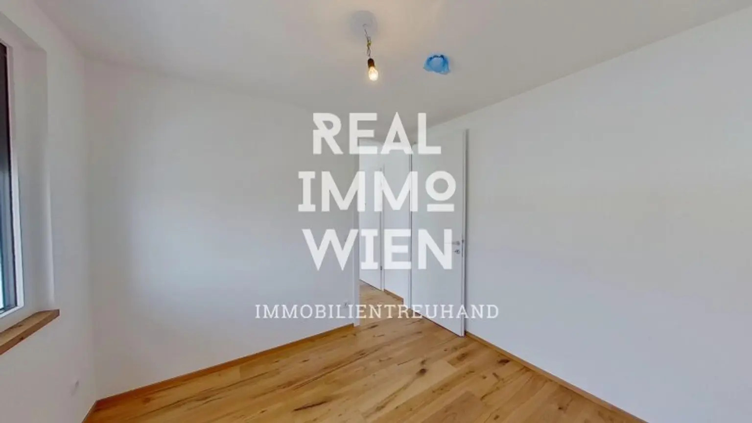 @23. Bezirk!!!  Zu Vermietung 2 Zimmerwohnung mit Balkon!! 360° Grad Besichtigung!! Nähe U6 PERFEKTASTRAẞE!!@