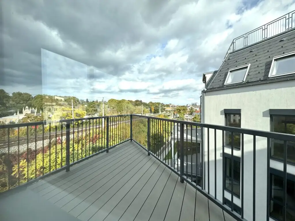 Heller Wohntraum nahe S-Bahn-Station Hernals - Loftfeeling mit 3 Meter hohen Decken