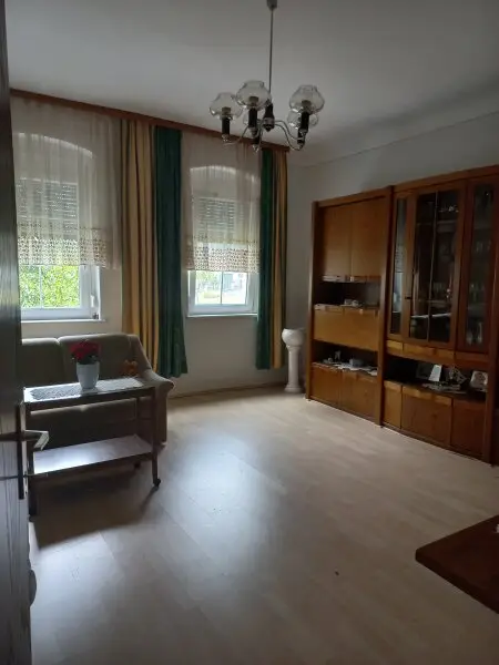 Bauernhaus mit großem Grundstück in Harmisch