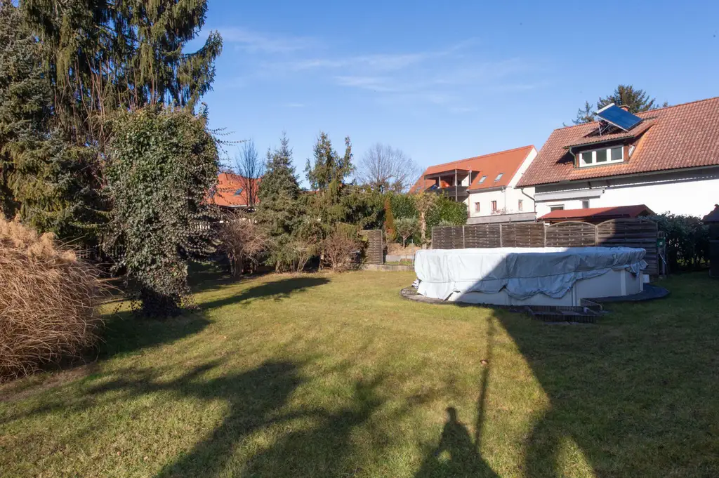 Großzügiges Einfamilienhaus mit viel Platz, hohem Potenzial und hoher Bebauungsdichte – Ideal für Familien oder Investoren