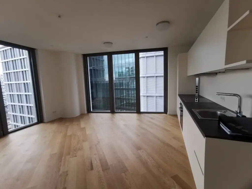 Moderne 3 Zimmer mit Balkon und vielen Extras im Haus!