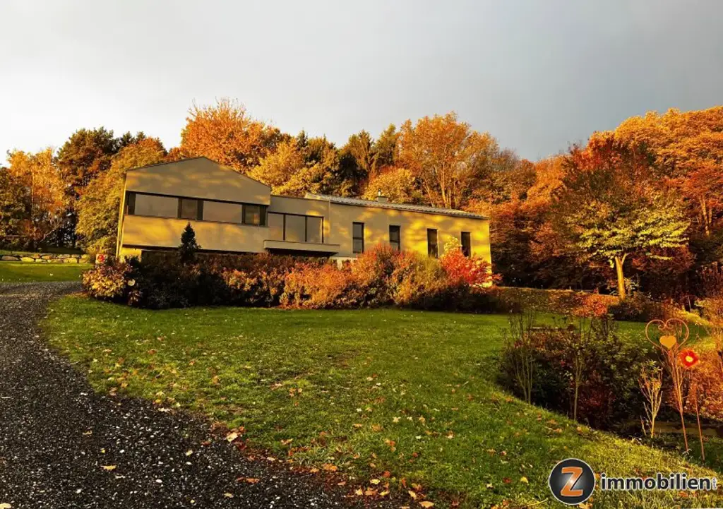 Exklusives Haus mit Schlossblick in traumhafter Einzellage!