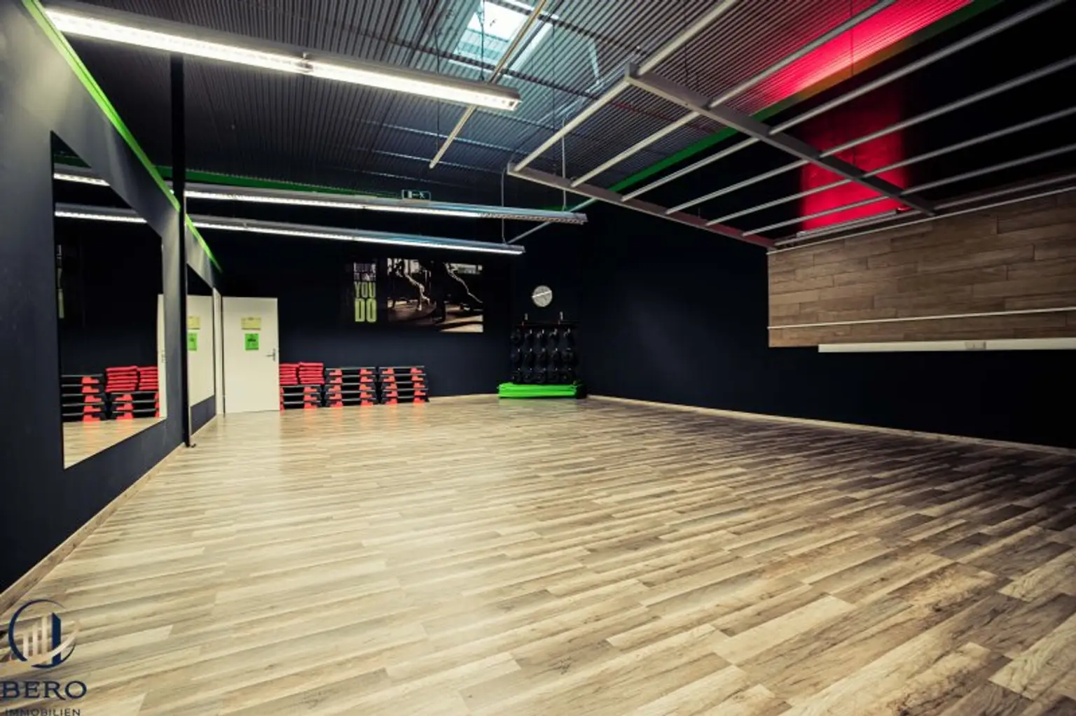Top Fitnesscenter in Wilhelmsburg unbefristet zu Pachten!