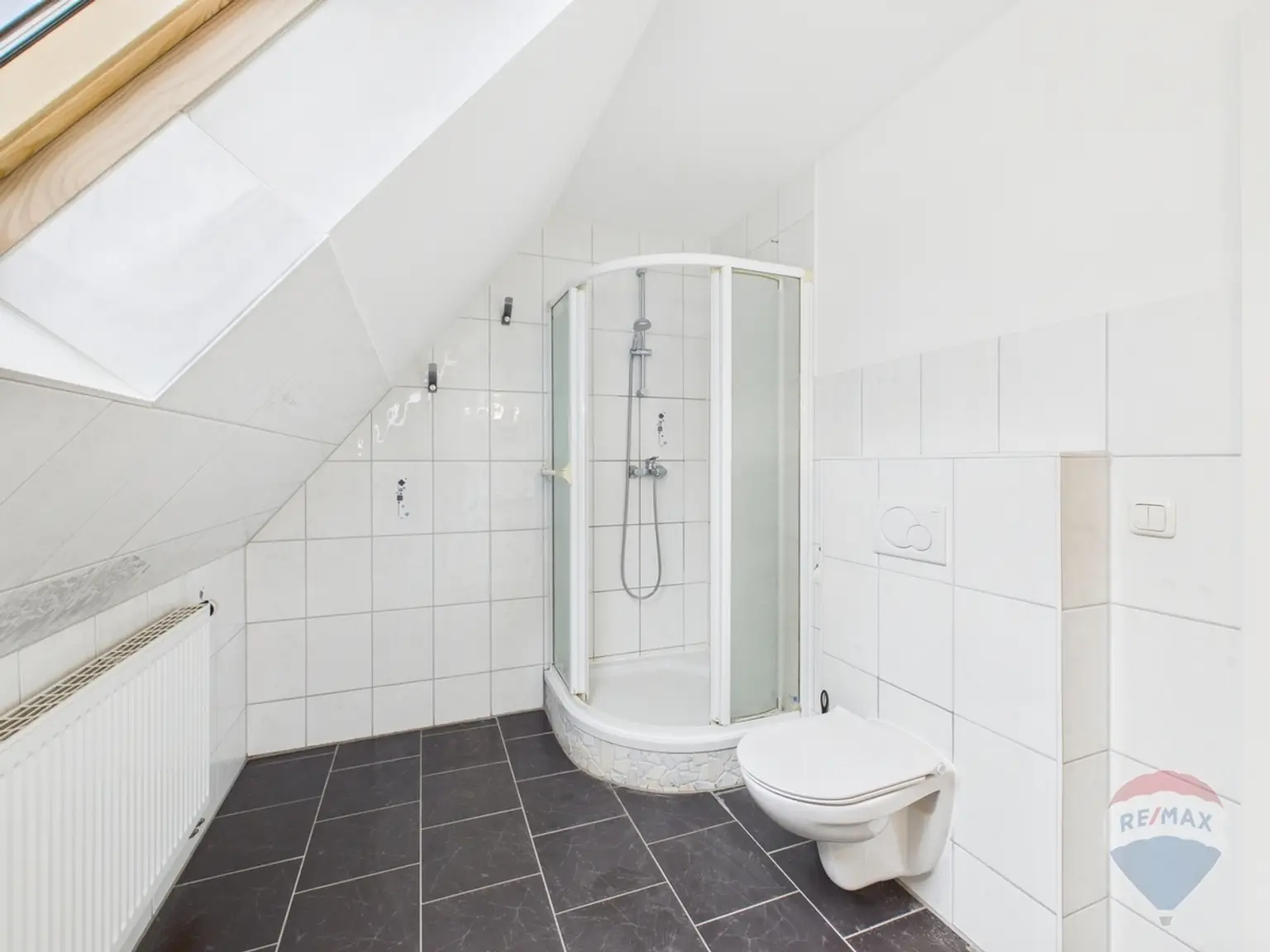 Badezimmer im Obergeschoss