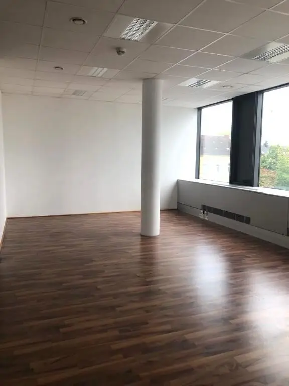 Büro 1