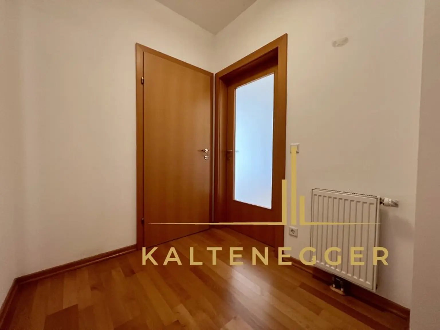 Klosterneuburg 1-Zimmer-Wohnung mit Loggia und Garagenplatz