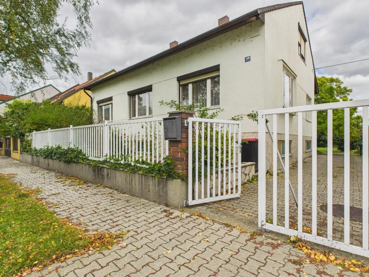 Viel Raum, viel Grün, viel Potenzial – Solides Einfamilienhaus in Apetlon