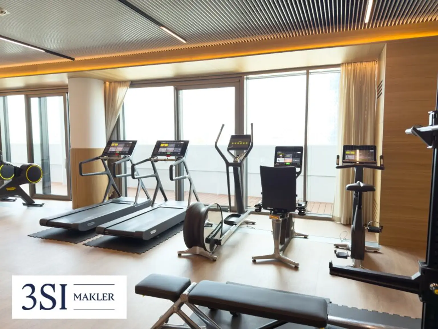 Möbliert, Pool, Sauna, Fitness in den DANUBEFLATS wohnen mit Luxusausstattung und phantastischem Ausblick