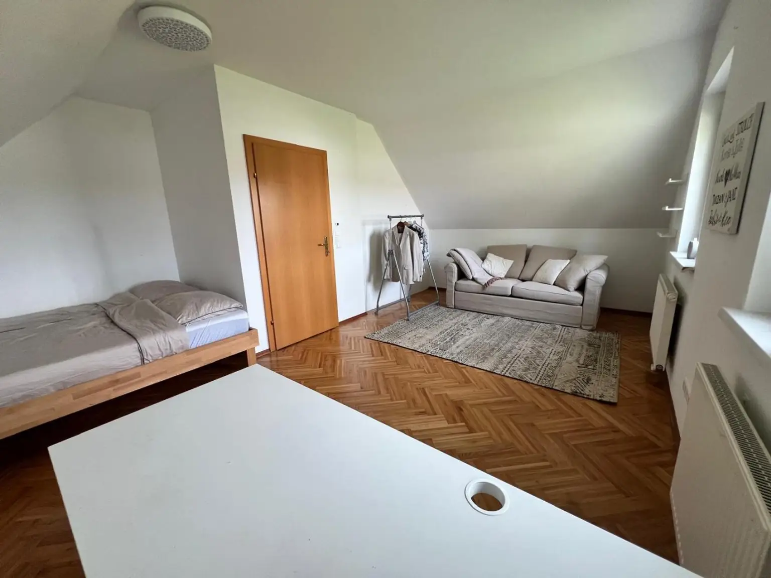 DG Jugenzimmer mit Möbel