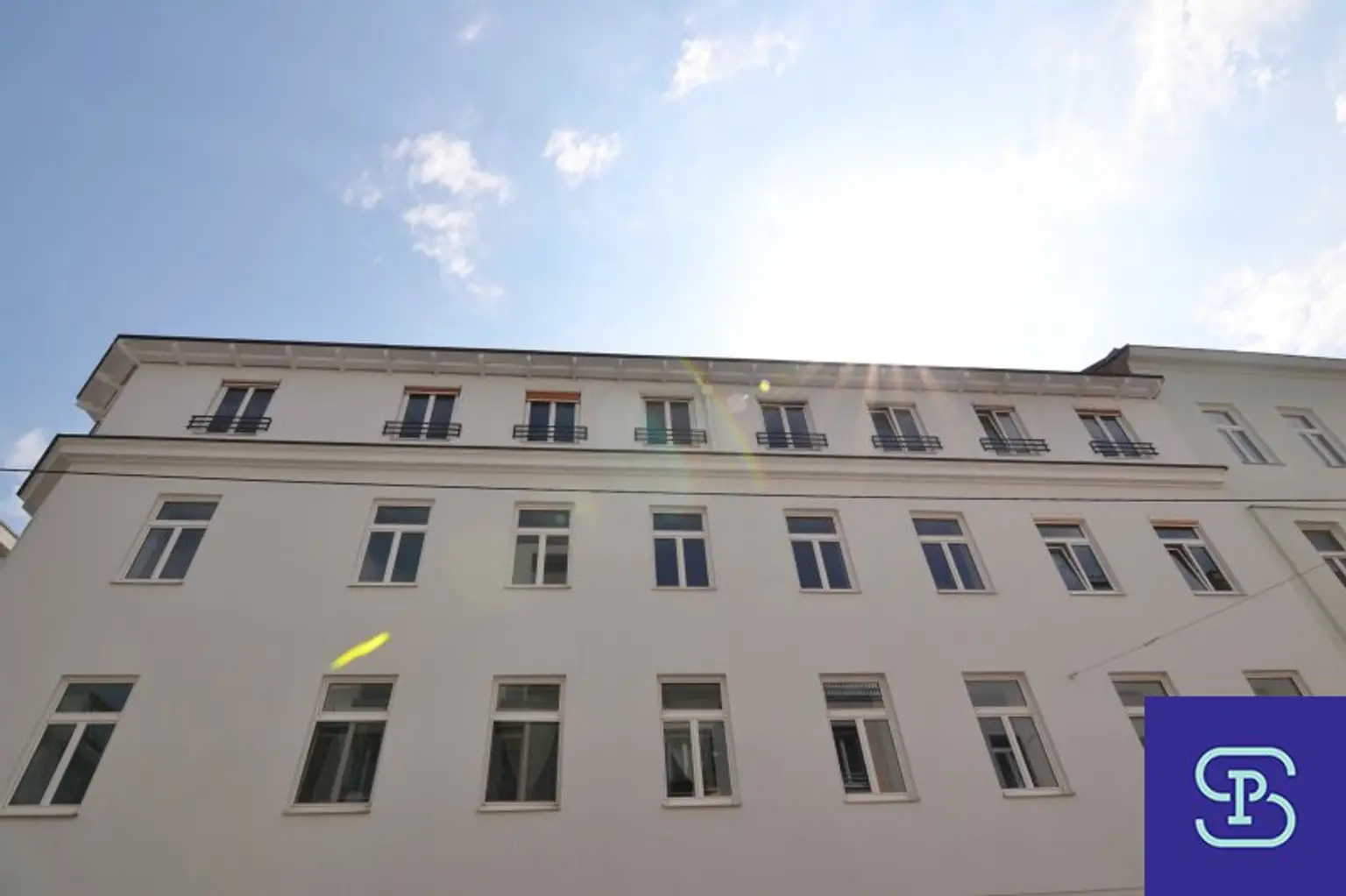 Vermietete 88m² DG-Maisonette mit Terrasse im renovierten Stilaltbau - 1170 Wien