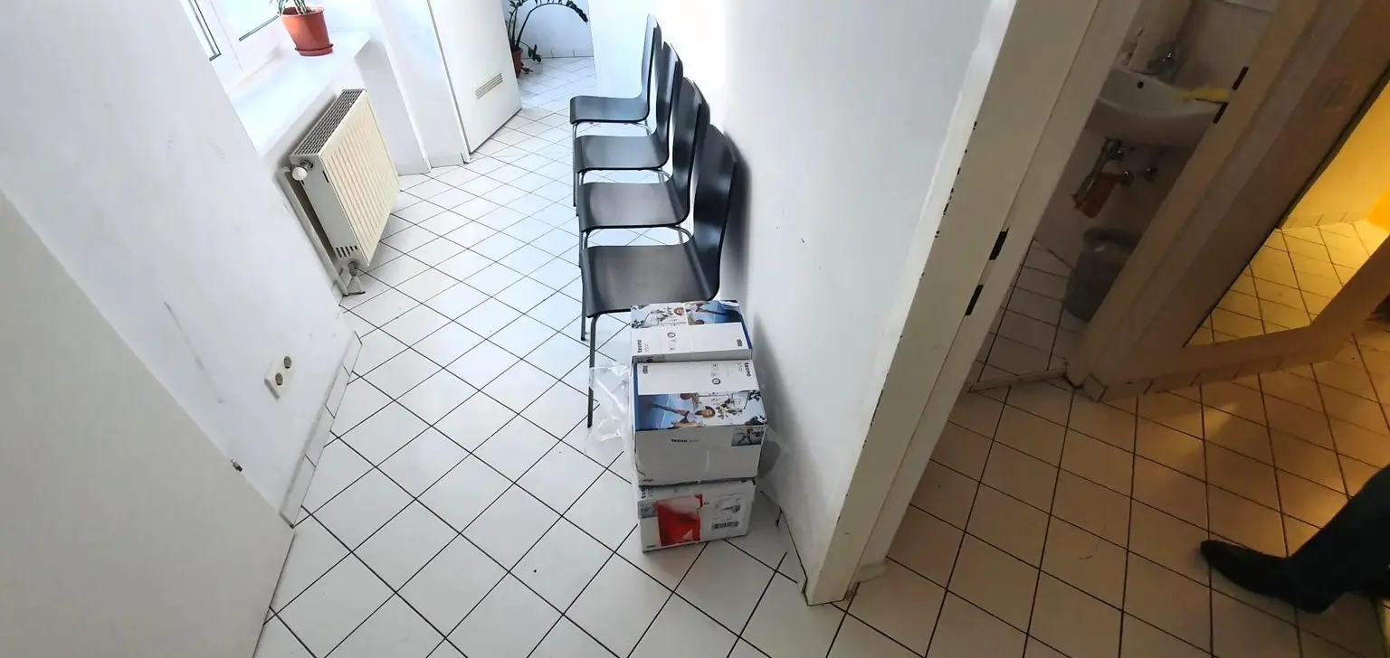 U1 Fussgängerzone - Büro / Bürowohnungkombi