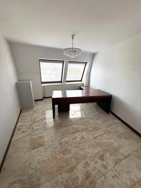 DG-Büro im 7. Stock + 1 hofseitige Terrasse mit ca. 10,54 m² in der Wiedner Hauptstraße