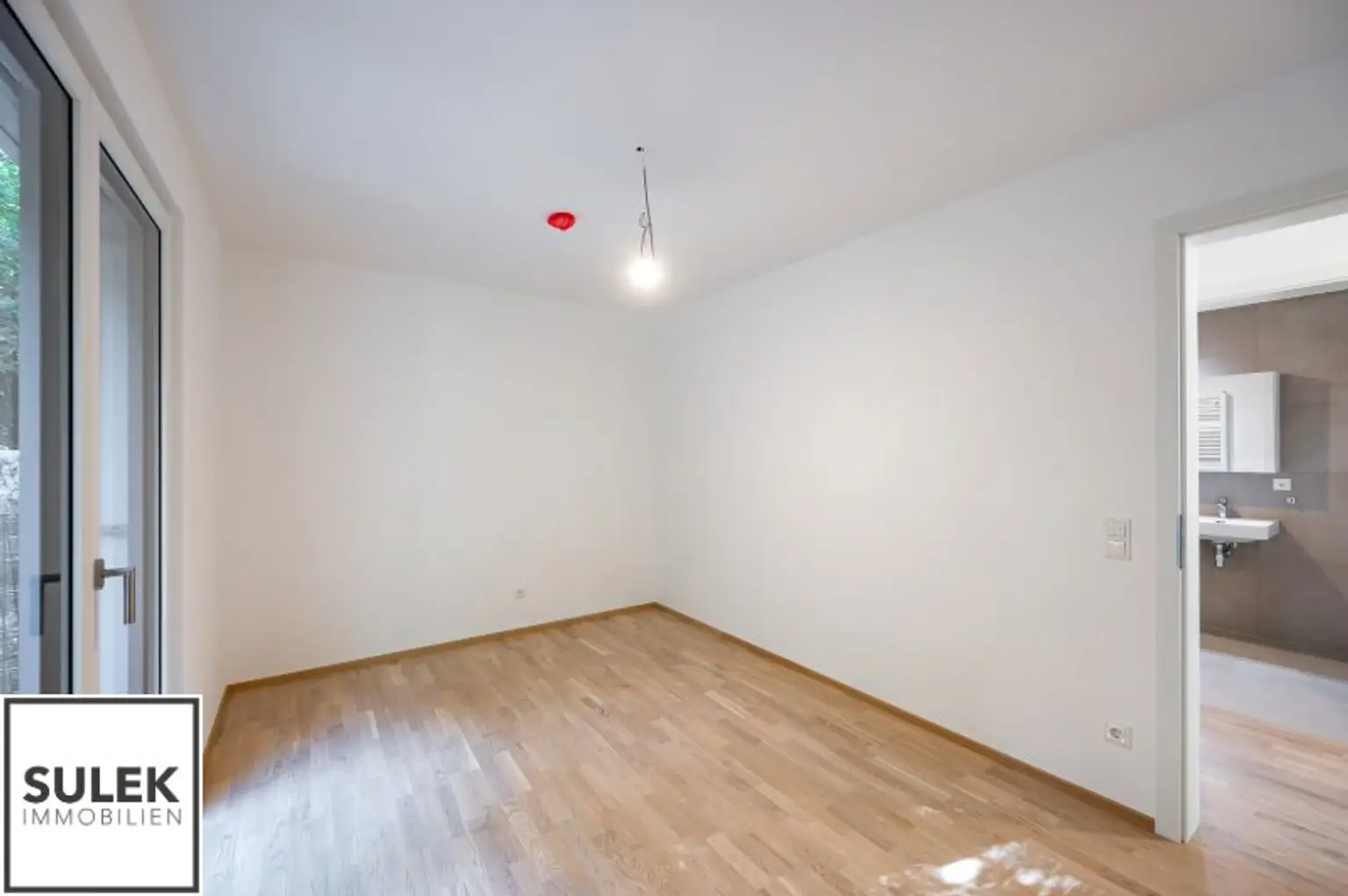 Exklusive Gartenwohnung: 3 Zimmer Erstbezug im Projekt Villa Mauerbach2 – ab 10/25 einziehen!