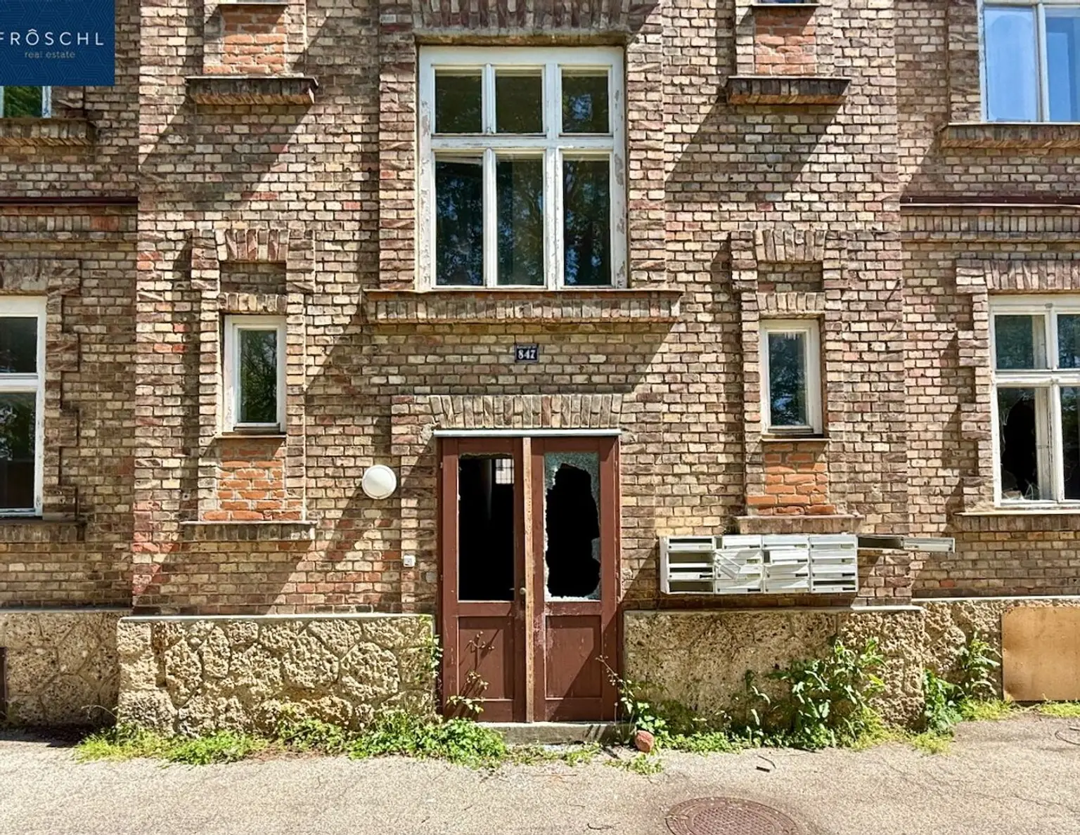 Wo Vision auf Potenzial trifft: Zinshaus 2 - NEUNKIRCHEN - Entwicklungsobjekt in Bestlage