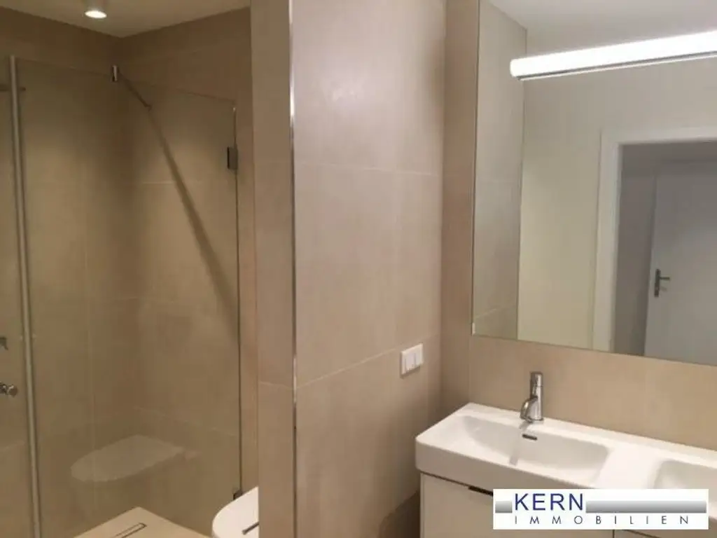 TOP-DACHTERRASSEN-WOHNUNG NÄHE URANIA -- RUHELAGE/FERNBLICK!