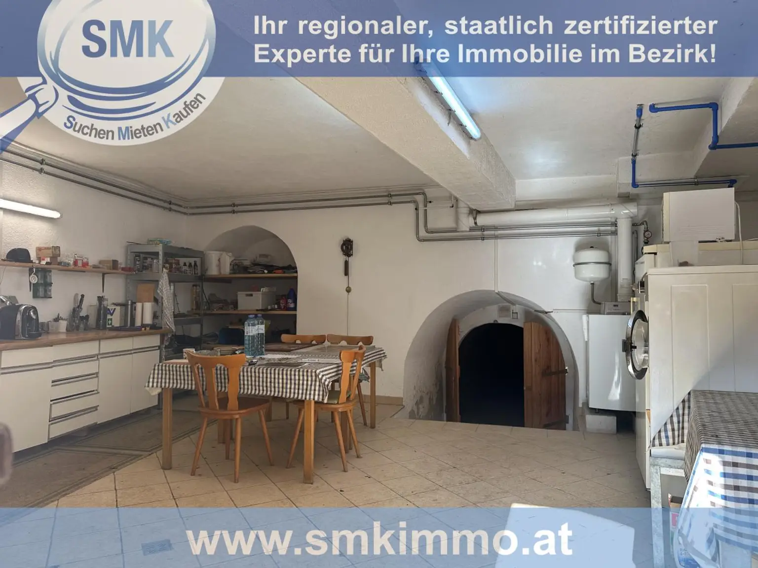 Romantische Kellerjuwele mit sonniger Terrasse und Naturgarten!